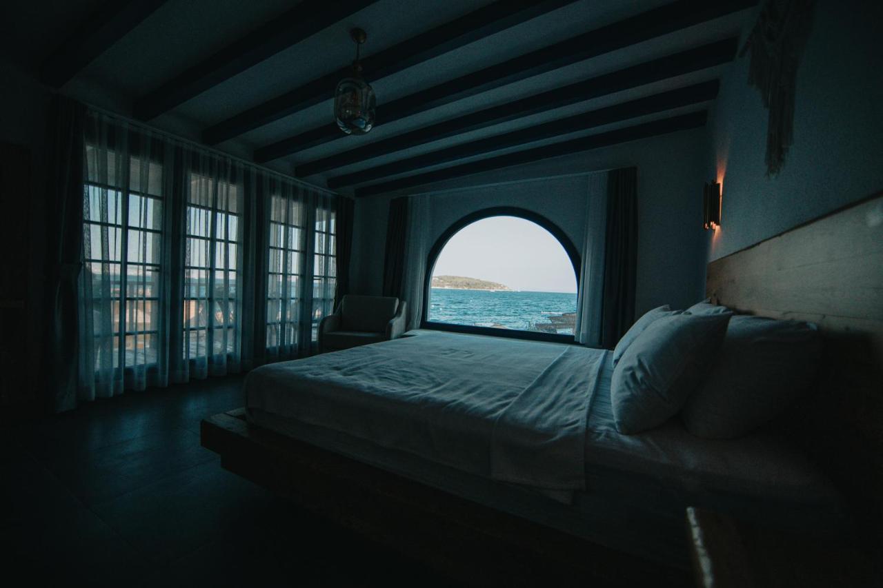 Bueyuekada Loc'Ada Hotel Адалар Екстериор снимка