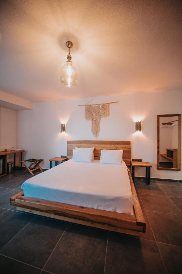 Bueyuekada Loc'Ada Hotel Адалар Екстериор снимка