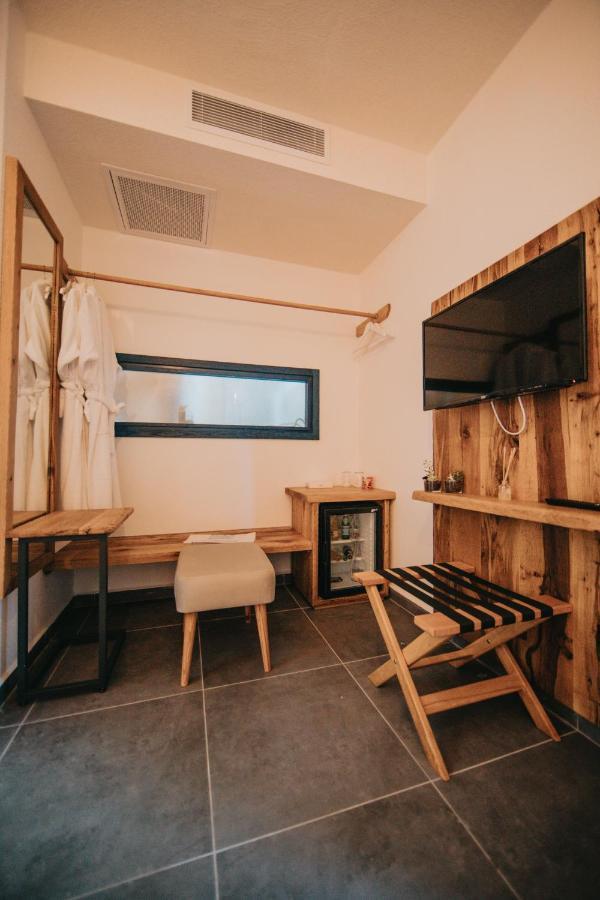 Bueyuekada Loc'Ada Hotel Адалар Екстериор снимка