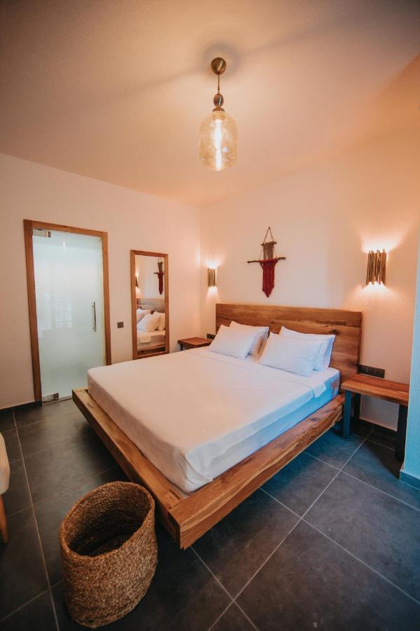 Bueyuekada Loc'Ada Hotel Адалар Екстериор снимка
